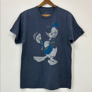 Disney Donald Duck Graphic T-Shirt Navy Vacation Mickey Size Large Mickey Travel